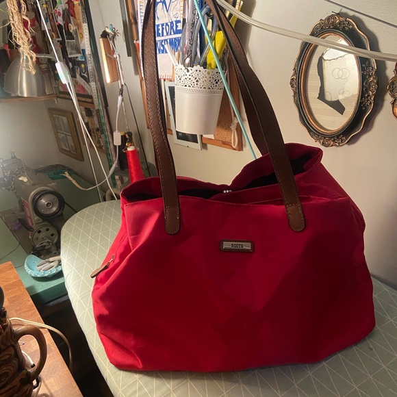 Roots shoulder bag - Picture 2 of 11